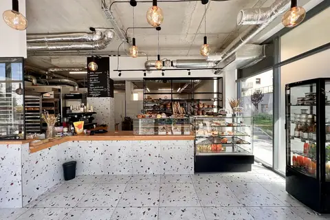 The Dungaree Baker @The Kiosk photo 1